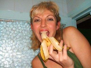 Hier siehst du Foto 2 von Sexyangie30