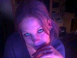 Hier siehst du Foto 2 von Dirty Feet