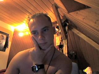 nice guy191 - Hier bekommst Du das, was Du Dir schon lange gew�nscht hast. Ich bin f�r alles offen und jeder Zeit bereit, Dir Deine Tr�ume zu erf�llen. EGAL WO - EGAL WANN - EGAL WIE, TRAU DICH!!