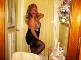 Linda-ganz-privat - Erotische Massagen, Freunde treffen, Urlaub, Internet, Flirten uvm..