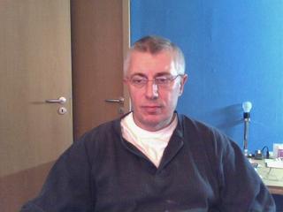 achim - Suche Partnerin f�r den erotischen Bereich, biete erot. Entspannungsmassage und viel mehr an.
Treffen k�nnen bei mir stattfinden.
