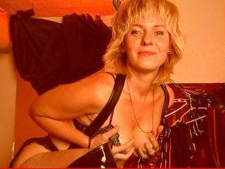 Suee - I want you! I'm always horny - come and play with me! I'm ready - and waiting for you right now. ;)