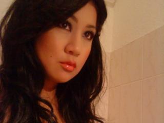 LETs PLAY A DIRTY GAME - Strippen, verw�hnen und chatten.