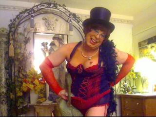 transenlady -  >IMMER GEILE> Transenlady mit Ton: eine FRAU ( bi ), mit dem gewissen Extra in der Hose ( 20x5 ) und GROSSEN BR�STEN ( 85B ). Bei mir hast du  Frau und Mann in einer Person. KOMM, stopfe mir meine L�cher. Ich brauche das immer > ANAL, ORAL <. Bin aktiv und auch passiv beim Sex. Lass uns doch mal  so richtig geilen Spass haben! ACHTUNG: neue Bilder und 3 neue Videos sind ONLINE!! Auch wenn ich nicht sende! NEU NEU NEU > GERNE ERSTELLE ICH AUCH EIN VIDEO NACH DEINEN W�NSCHEN! Komm und chatte mit mir, damit du mir deine Videow�nsche mitteilen kannst.
