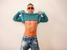 Hot-Ricardo
