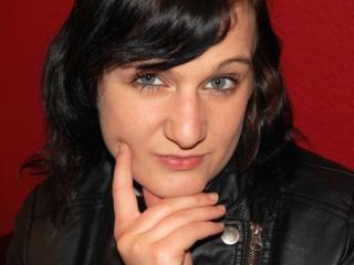 Herrin-Veronika - Ich liebe Shopping, pflege meinen K�rper und fahre gern schnelle Autos und Motorr�der. Ich erniedrige gern, benutze gern und bestrafe hart. - Tabus darf es in einer guten Session keine geben! Ob Klammern, Wachs, harte Schl�ge auf Po und Schritt, hartes Bondage, Dem�tigungen, Feminisierung, Gehorsamkeit oder Vorf�hrungen - ich hoffe, du kannst mir meine W�nsche erf�llen, du nutzloser Wurm?! Ich stehe besonders auf Lacksachen! Du bist so ein Versager! Und weisst du, was man mit Versagern wie dir macht? Nein? Dann finds heraus! Komm sofort zu mir in den Chat! - Alter: 22 / L�we - Gr&ouml;&szlig;e: 163 / normal - Geschlecht: weiblich - Ausrichtung: bisexuell - Haare: br�nett / mittellang - Piercing: keins - BH-Gr&ouml;&szlig;e: C - Hautfarbe: gebr�unt - Augen: gr�n - Rasur: vollrasiert