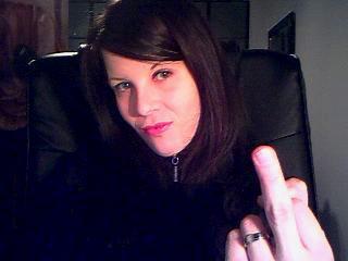 junge Herrin - Alter: 26 / Fische - Alter: 166 / normal - Geschlecht: weiblich - Ausrichtung: bisexuell - Haare: braun / lang - Piercing: keins - BH-Gr&ouml;&szlig;e: D - Hautfarbe: gebr&auml;unt - Augen: blau - Rasur: vollrasiert