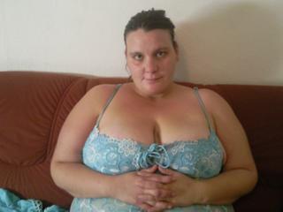 Hier siehst du Foto 2 von HotSexyPaar