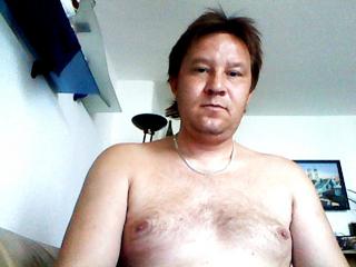 Diskret und Tabulos - Liebe Frauen, lasst uns einfach Spa� haben und unsere Lust ausleben. Wichtig ist, ich mag den Kontakt mit Frauen, wir k�nnen uns hier privat ausleben und vergn�gen. Lasst euren Gedanken freien Lauf!
Ich brauche die sexuelle Freiheit und bin immer auf der Suche nach etwas Neuem, wie w�rs, wenn wir dies gemeinsam ausleben bzw. rausfinden?
