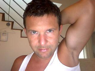 Hier siehst du Foto 1 von Hot Ass
