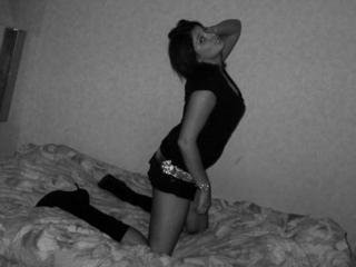 Sali - Ich bin neu hier. Ich suche den Spass und interessante Menschen. Schau mir zu, wenn Du Lust hast - und f�r DIch ist Spa� garantiert. Komm, und besuch mich! 