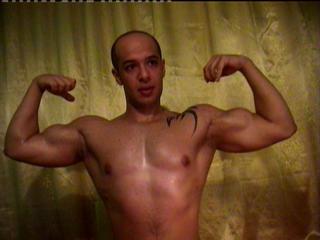 ALT2_BeastBoy - Alter: 27 / Fische - Gr&ouml;&szlig;e: 

185 / sportlich - Geschlecht: m�nnlich - Ausrichtung: 

homosexuell - Haare: schwarz / Glatze - Piercing: 

keins - BH-Gr&ouml;&szlig;e:  - Hautfarbe: 

weiss - Augen: braun - Rasur: vollrasiert