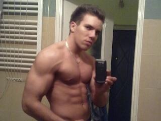  Hot-Rafal - Alter: 23 / Stier - Gr&ouml;&szlig;e: 

183 / sportlich - Geschlecht: m�nnlich - Ausrichtung: 

bisexuell - Haare: braun / kurz - Piercing: 

keins - BH-Gr&ouml;&szlig;e:  - Hautfarbe: 

weiss - Augen: blau - Rasur: vollrasiert