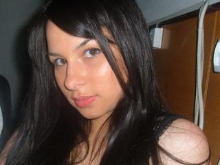 xKitty - Happy chick - come and see!