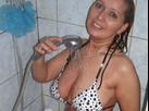 HotAngel - Hallo M�nner! Ich bin die geile Angel, ein sexhungriges Luder, das nur darauf wartet von Dir genommen zu werden! Meine nasse, hungrige Pussy will mehrmals t�glich gef�ttert werden, und um Deinen geilen Riemen daf�r in Stimmung zu bringen, verw�hne ich Dich w�hrend einer heissen 69-er hemmunglos mit meinen gierigen Lippen! Wenn mir dann der heisse Saft vor lauter Geilheit an meinen Schenkeln herunterfliesst, will ich mich einfach nur noch umdrehen, damit Du es mir, LIVE im Chat, von hinten abwechselnd in beide L�cher besorgen kannst!