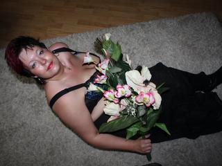BiancaCherie - Verspielte Rubensfrau wartet auf Dich!