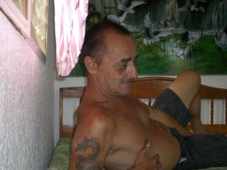 horny Man - Leben und leben lassen.