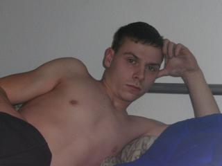 Coming Soon - Alles was euch gef&auml;llt, ausser SM oder sonstiges, was Schmerzen bereitet!!! Bin f&uuml;r alles offen und bereit, auch P&auml;rchen sind erw&uuml;nscht und nat&uuml;rlich Gays.