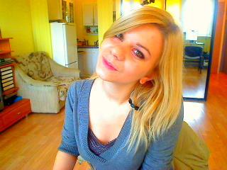 Vika - Hallo. Ich bin neu hier, und ich suche Spass und interessante Personen. Wann hast Du Zeit und Lust auf was Geiles? Ich lade Dich ein.