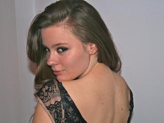 ODELLA22 - Ich bin ein verspieltes und zartes Girl mit  vielen Gef&uuml;hlen.