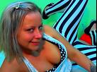 Geile Frau sucht Dich. Ich liebe es, die M�nner vor meiner Livecam zu er... :-)