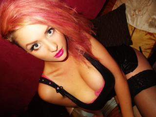 KleinesLuderXX - Sex Cam